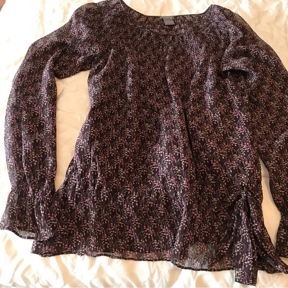 Ann Taylor Blouse.  Blouson style.  Size 6 - Picture 9 of 9